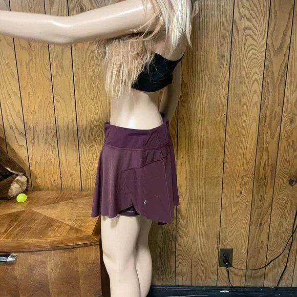Lululemon"Quick Pace Skirt-(13") Dark Adobe - Picture 7 of 16